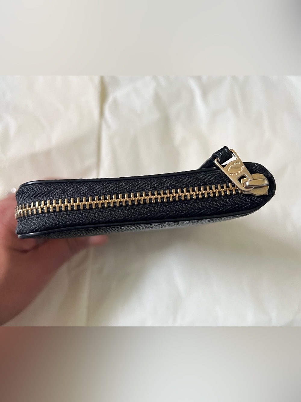 Coach Black Crossgrain Pebble Leather Zip Around Wallet with Gold Hardware - Picture 4 of 9